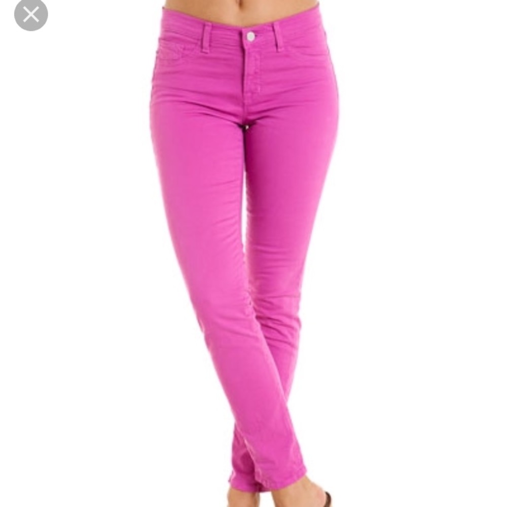 JBrand Skinny Leg Jean In Bright Fuschia Size 27